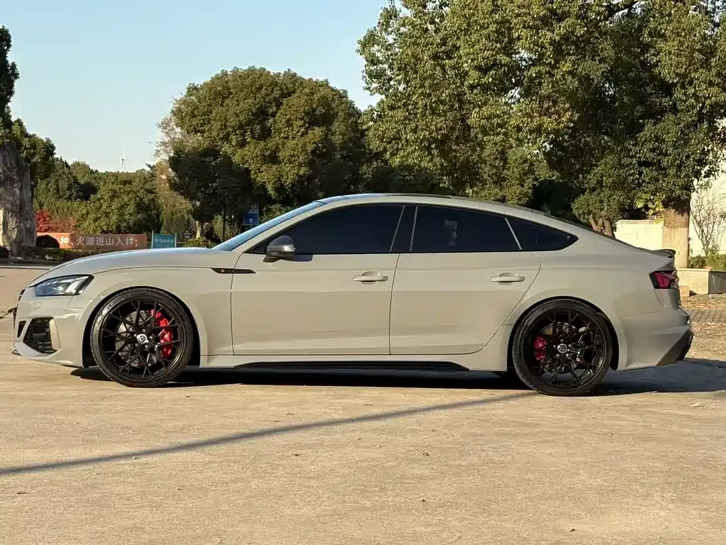 Audi RS 5 2024 из CN, фото 8