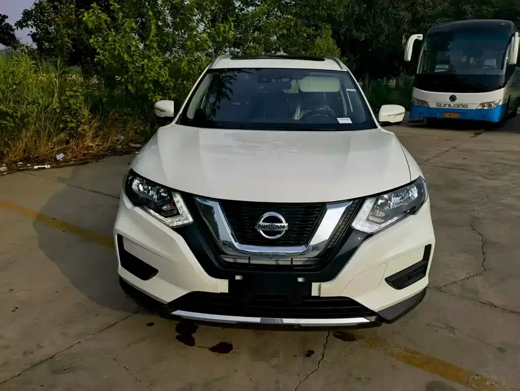 Nissan X-Trail 2025 из CN, фото 2