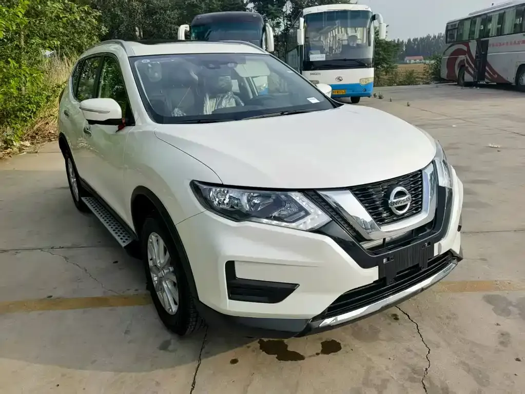 Nissan X-Trail 2025 из CN, фото 3