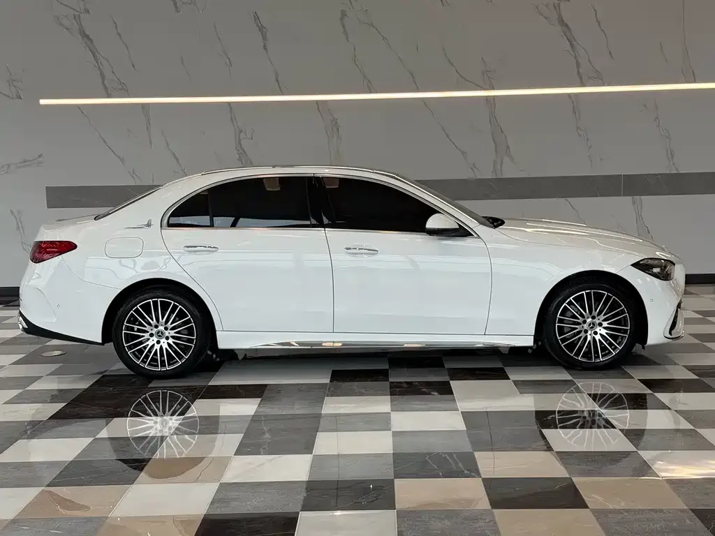 Mercedes-Benz C-Class 2024 из CN, фото 3