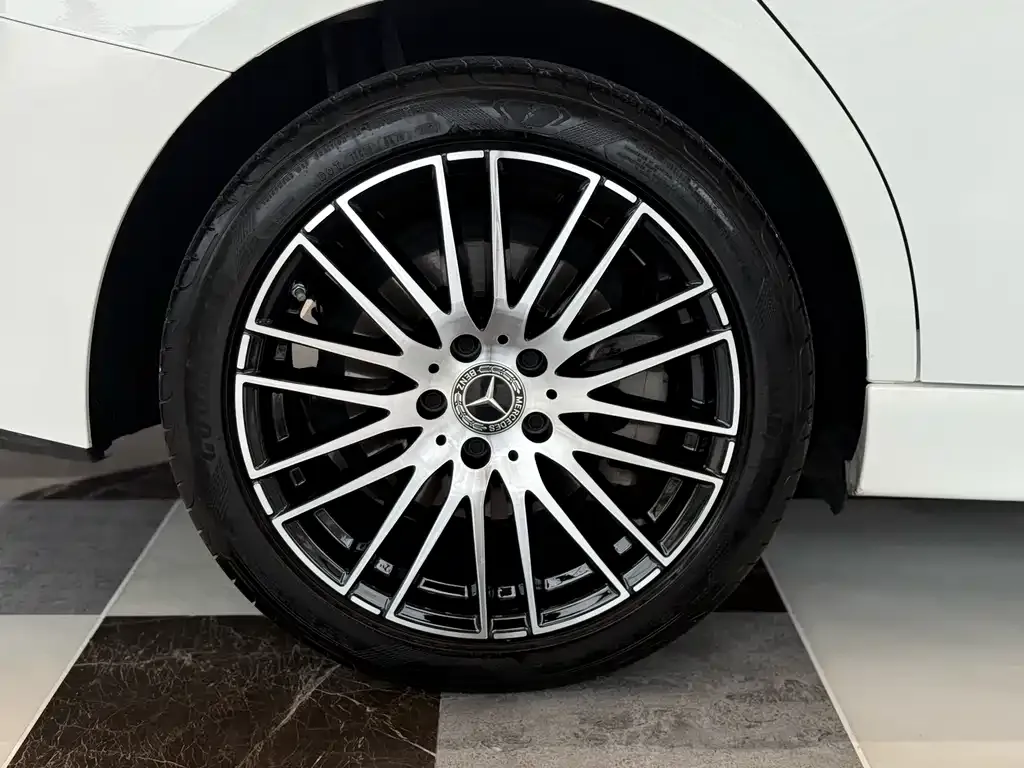 Mercedes-Benz C-Class 2024 из CN, фото 9
