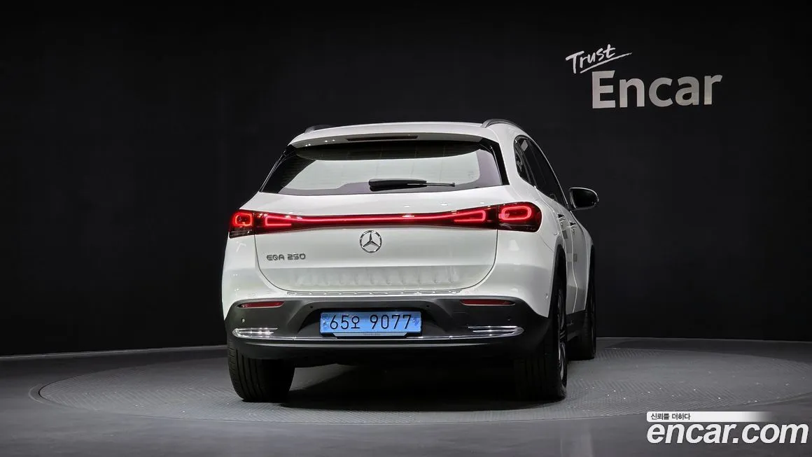 Mercedes-Benz EQA — фото 4
