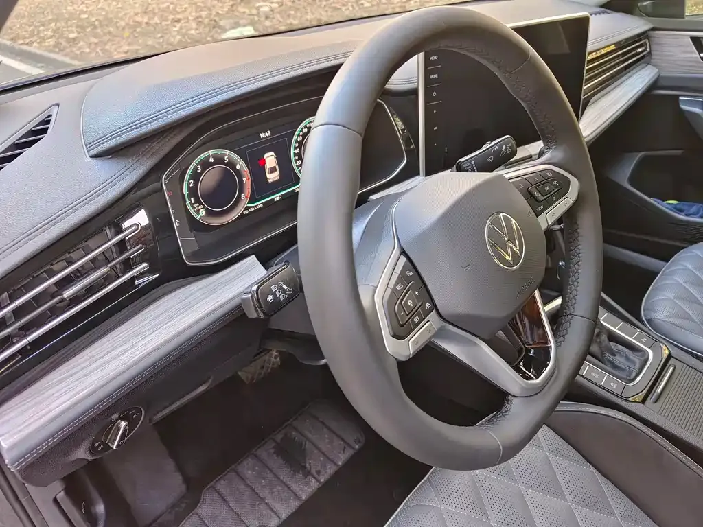 Volkswagen Sagitar 2023 из CN, фото 10