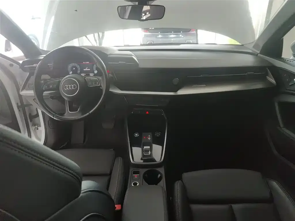 Audi A3 2021 из CN, фото 10