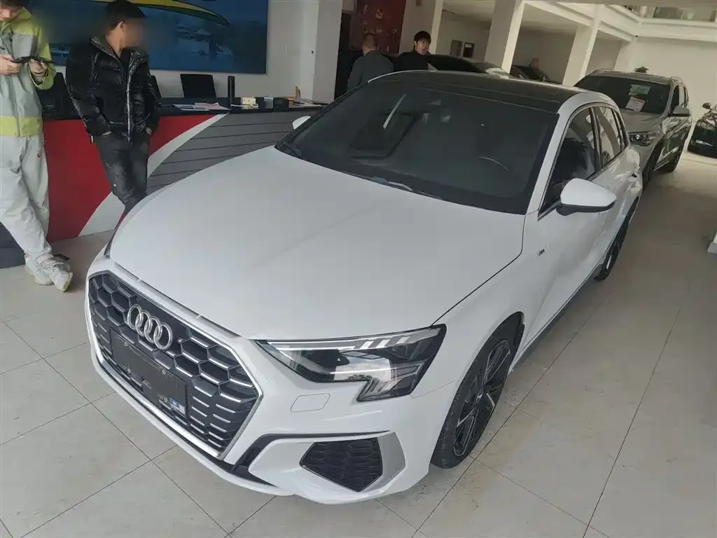 Audi A3 2021 из CN, фото 2