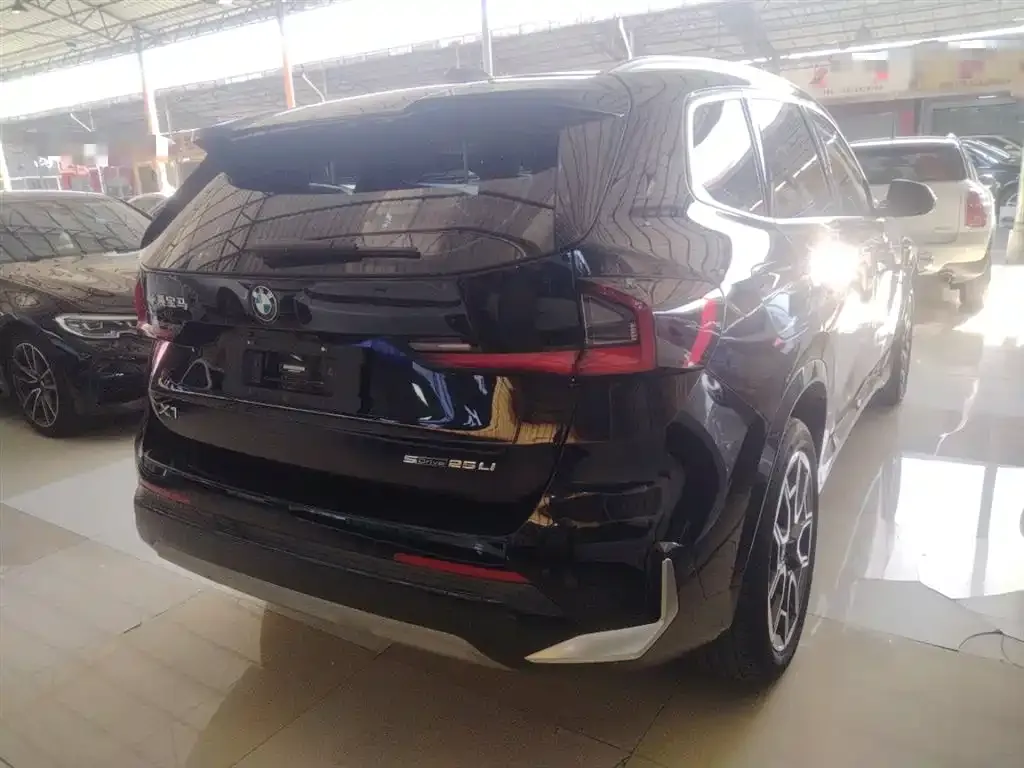 BMW X1 2023 из CN, фото 7
