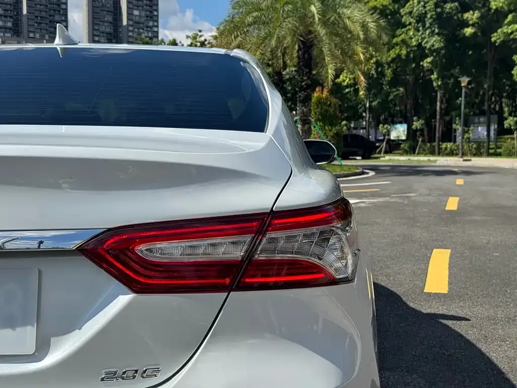 Toyota Camry 2023 из CN, фото 8