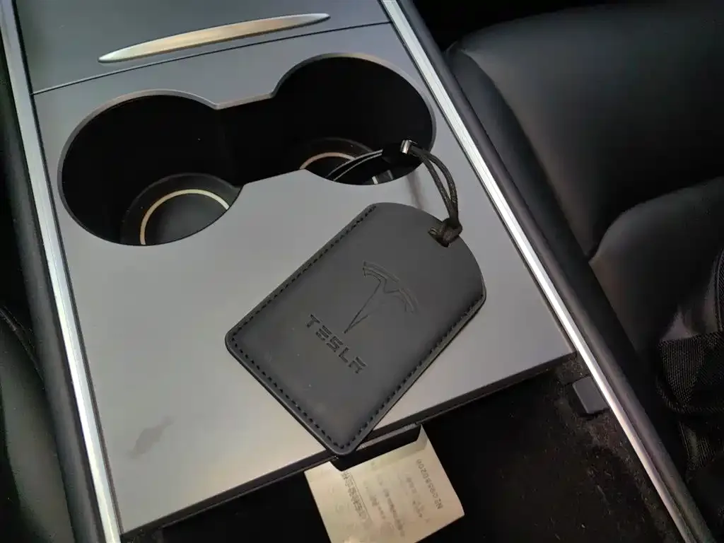 Tesla Model Y 2021 из CN, фото 9