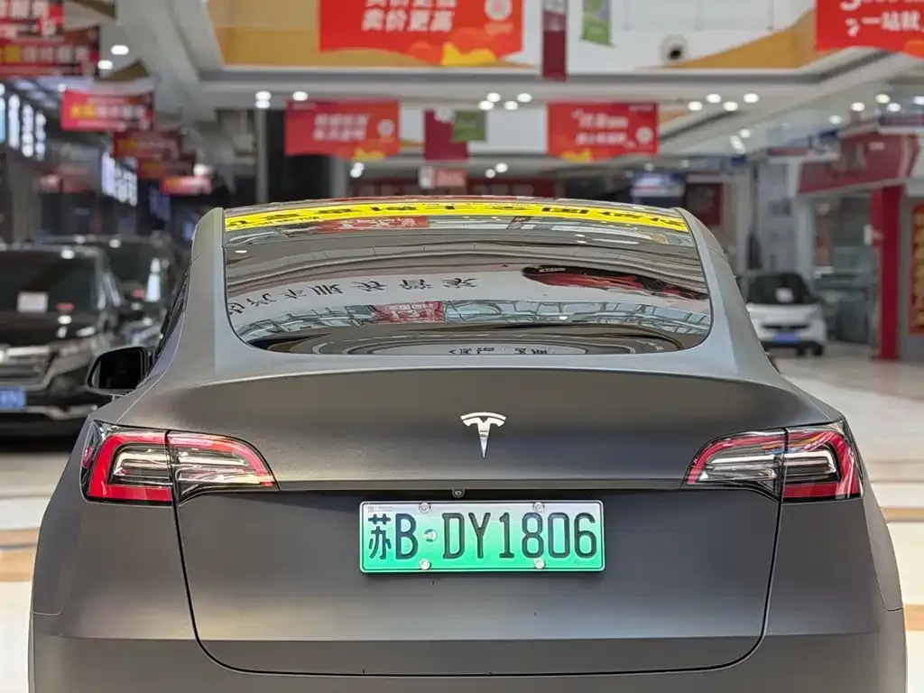 Tesla Model Y — фото 4