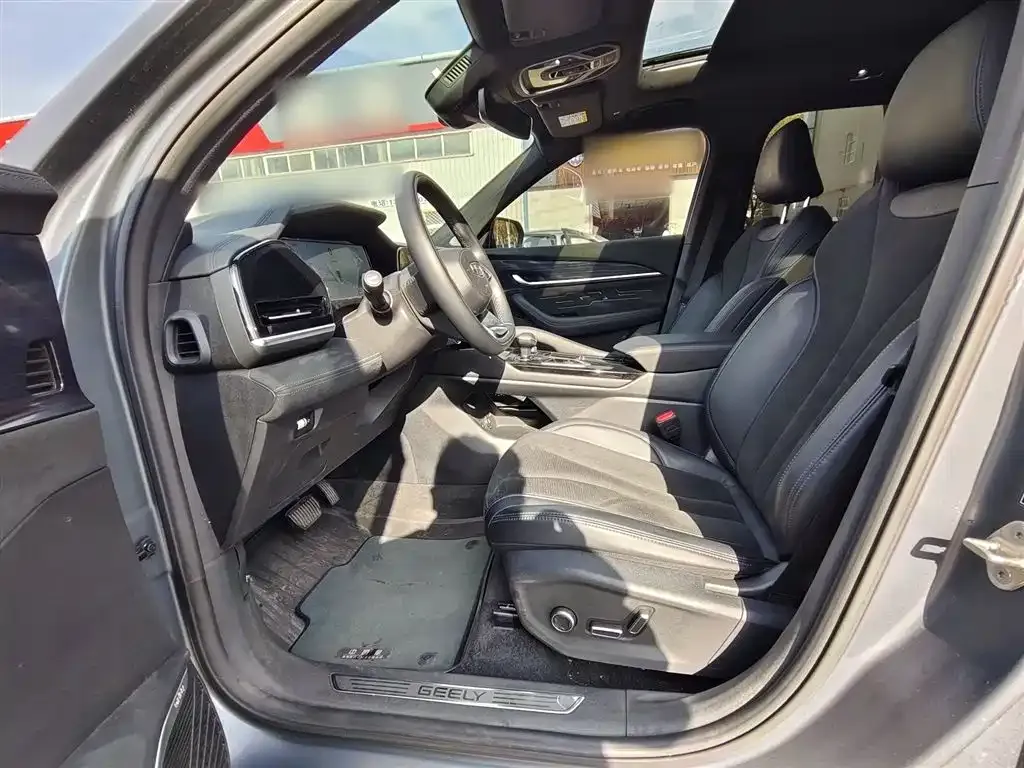 Geely Xingyue L 2024 из CN, фото 4