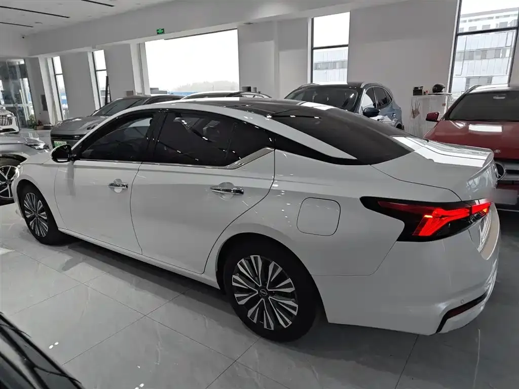 Nissan Teana 2023 из CN, фото 5