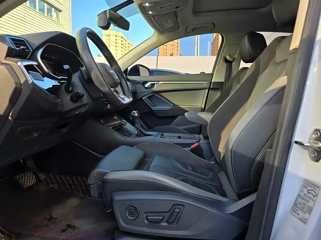 Audi Q3 Sportback 2022 из CN, фото 4