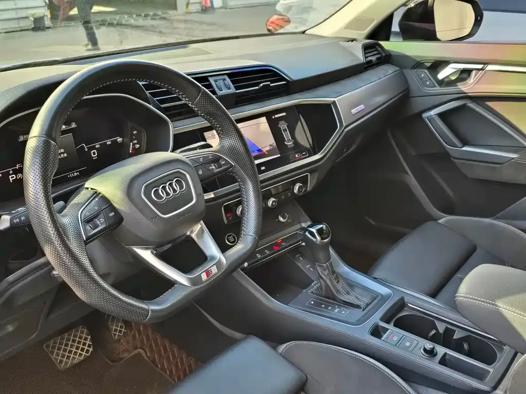 Audi Q3 Sportback 2022 из CN, фото 9