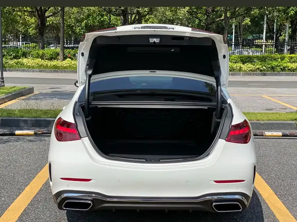 Mercedes-Benz C-Class 2023 из CN, фото 10