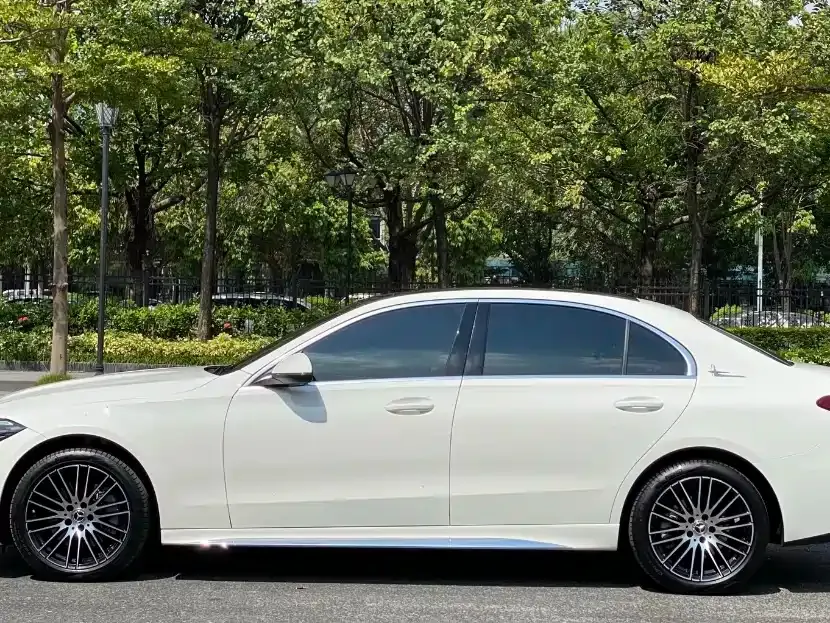 Mercedes-Benz C-Class 2023 из CN, фото 3