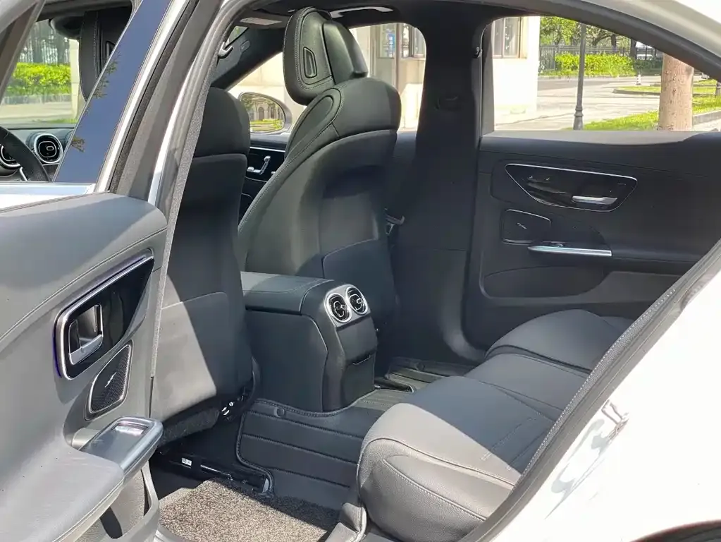 Mercedes-Benz C-Class 2023 из CN, фото 6