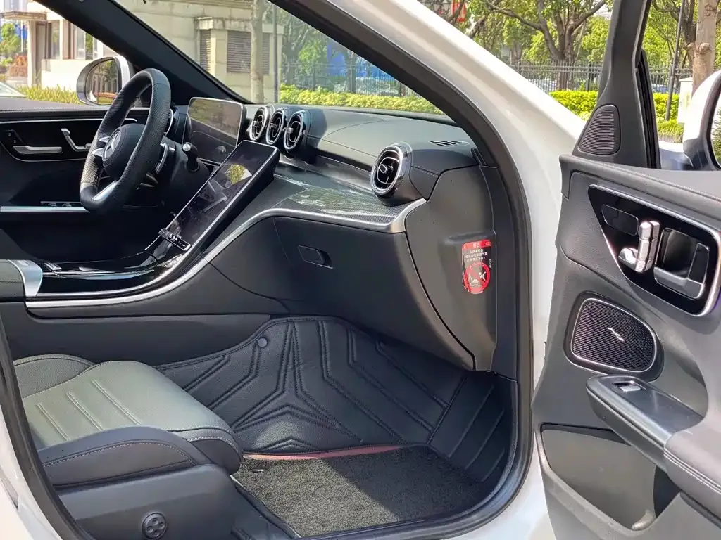 Mercedes-Benz C-Class 2023 из CN, фото 7