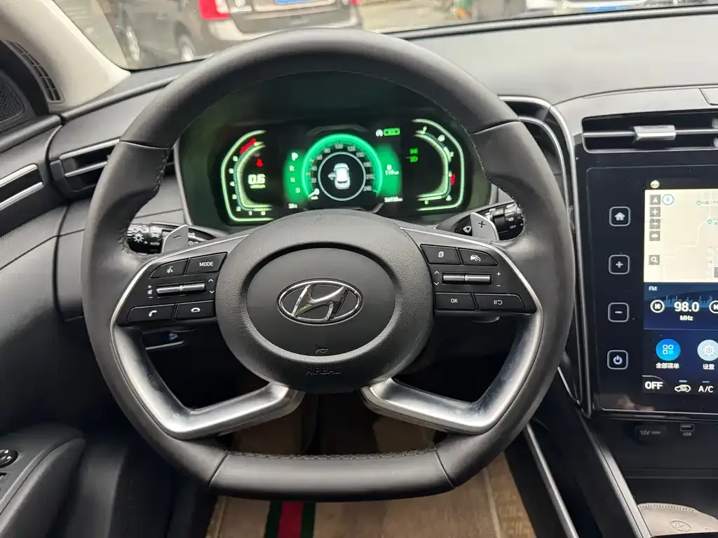 Hyundai Tucson — фото 9