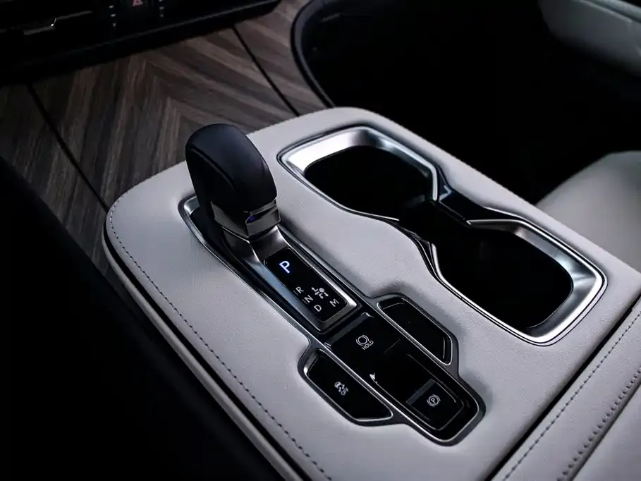 Lexus LM 2024 из CN, фото 9