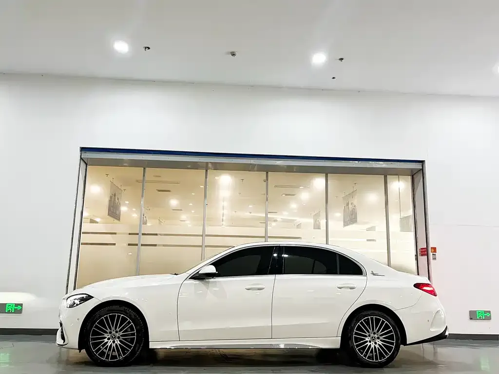 Mercedes-Benz C-Class 2024 из CN, фото 2