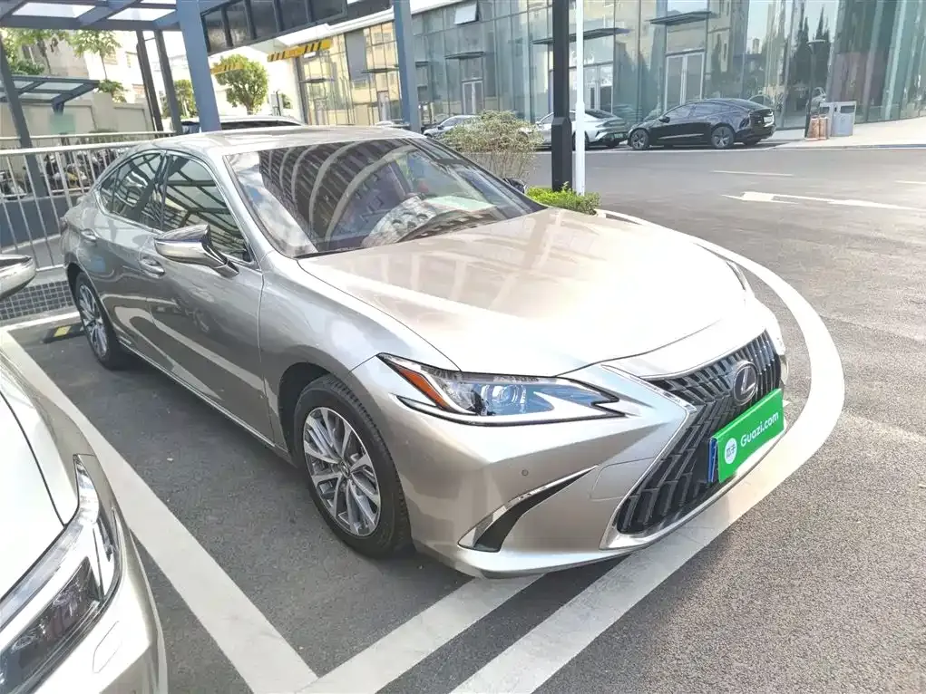 Lexus ES 2022 из CN, фото 4
