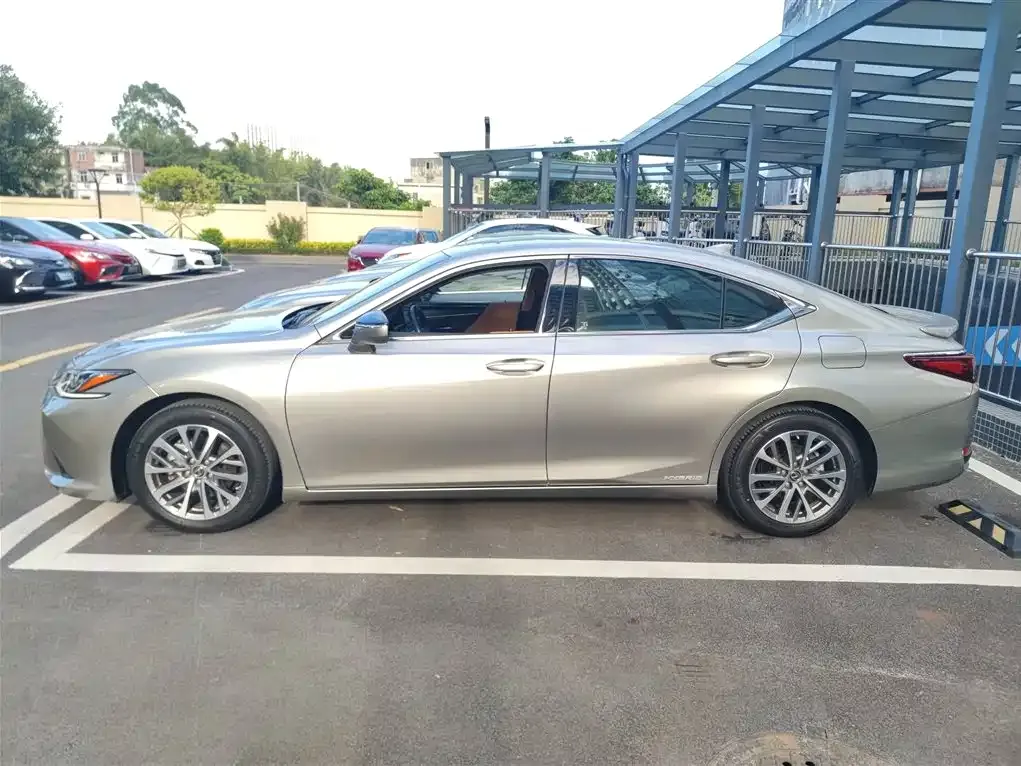 Lexus ES 2022 из CN, фото 5