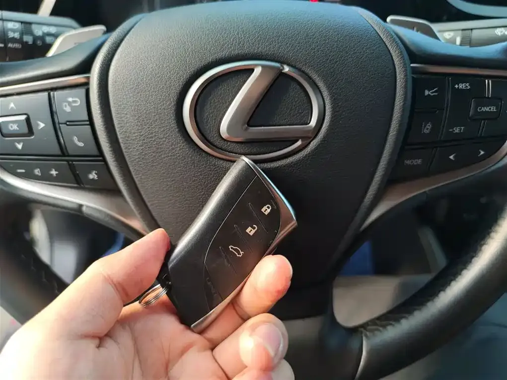 Lexus ES 2022 из CN, фото 9