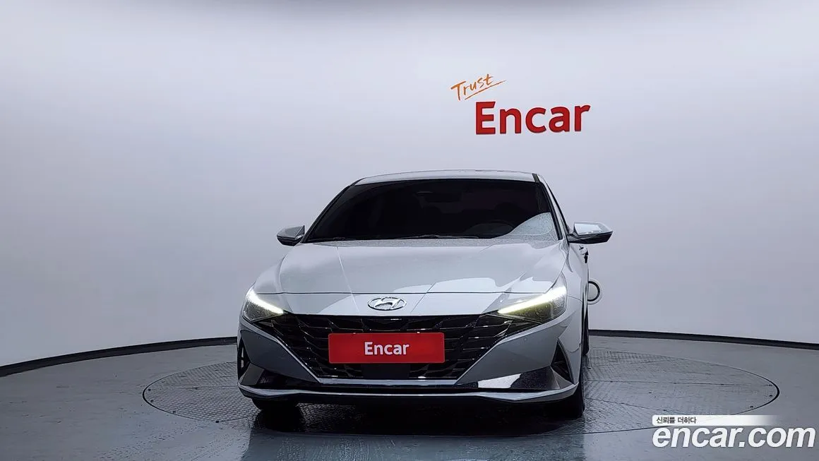 Hyundai AVANTE — фото 3