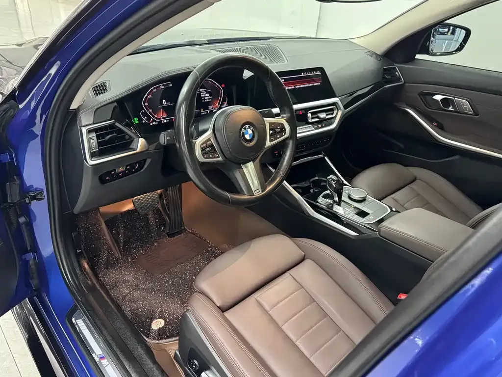 BMW 3 Series 2021 из CN, фото 8