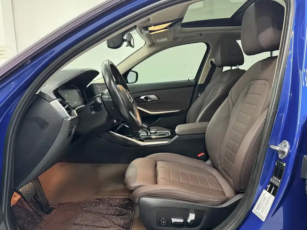 BMW 3 Series 2021 из CN, фото 9