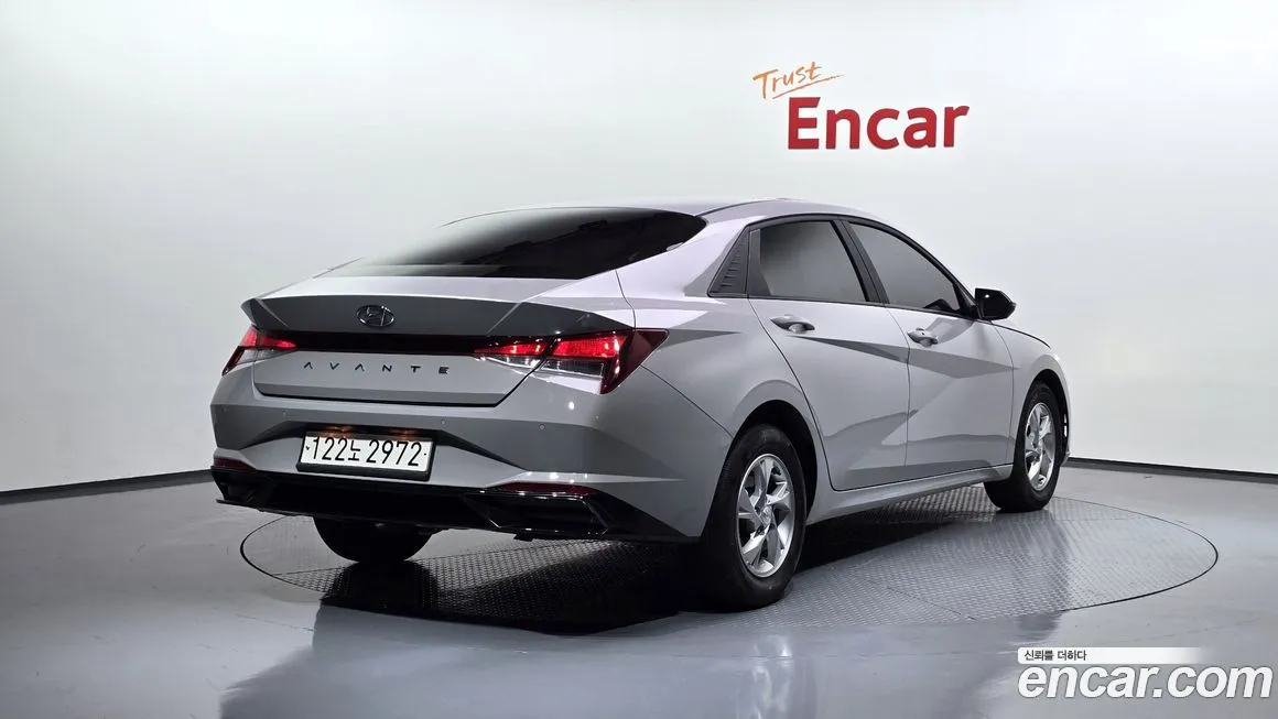 Hyundai AVANTE 2022 из KR, фото 2