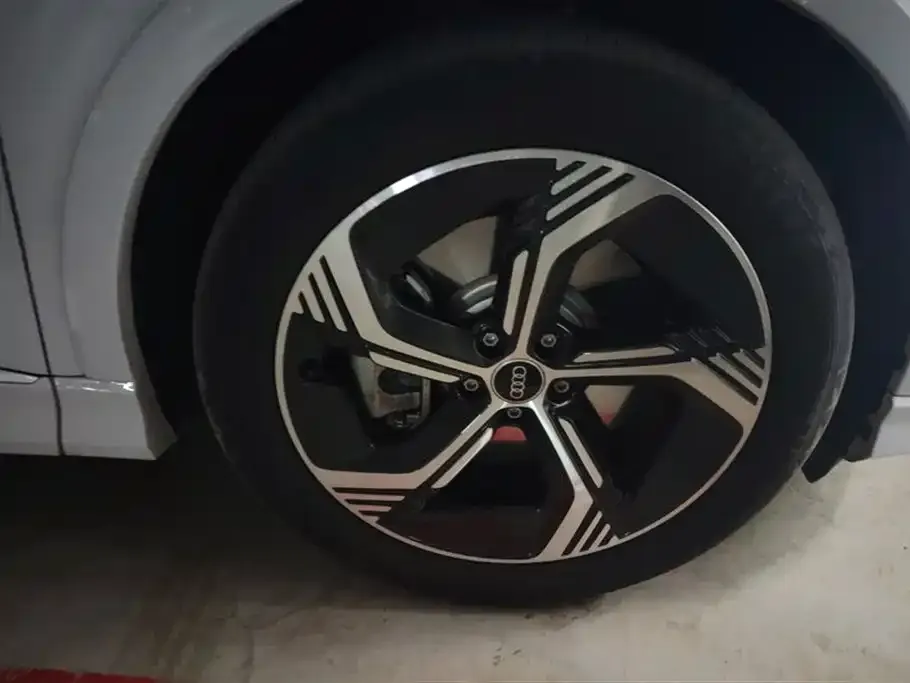 Audi Q4 e-tron 2023 из CN, фото 6