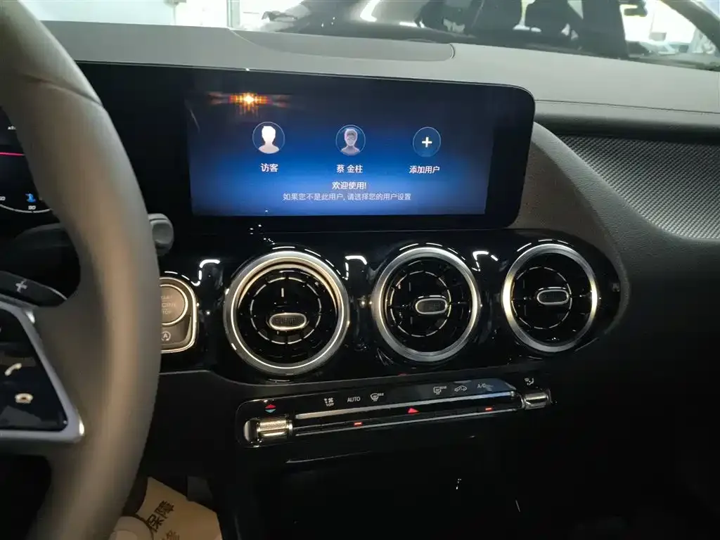 Mercedes-Benz GLA — фото 5