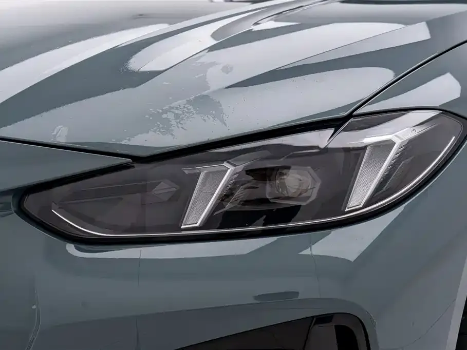 BMW 4 Series 2024 из CN, фото 10