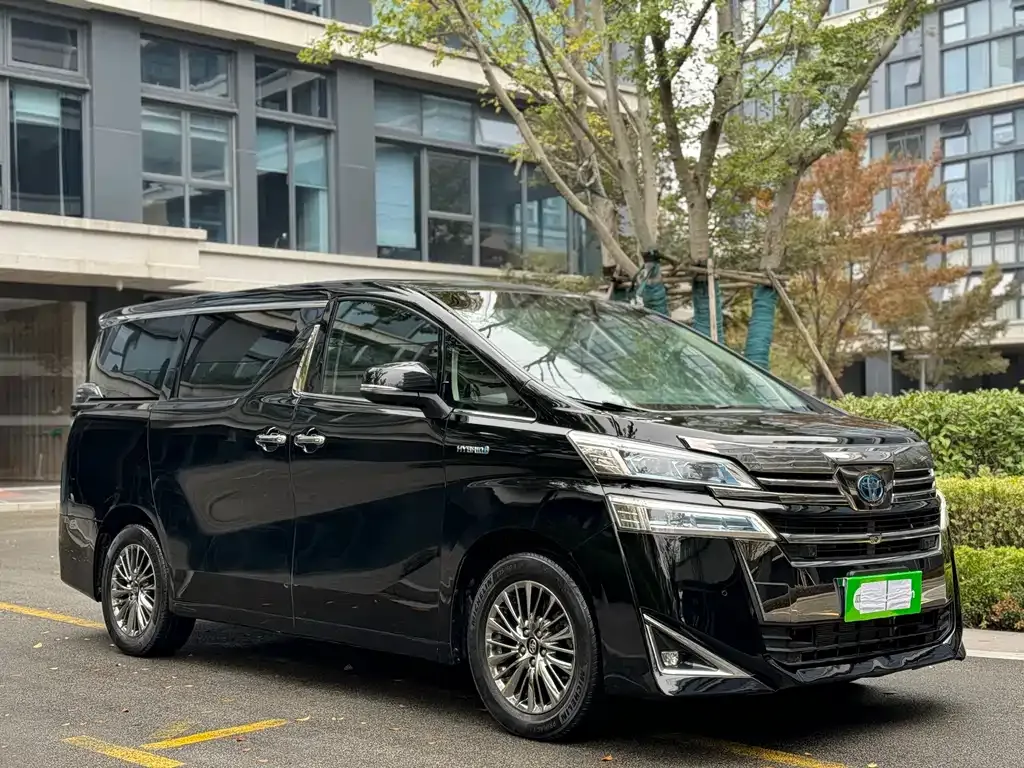 Toyota Vellfire — фото 5
