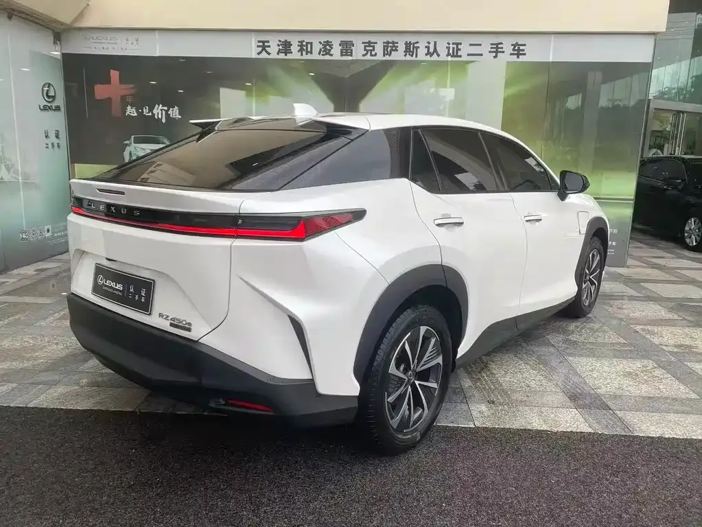 Lexus RZ 2023 из CN, фото 5