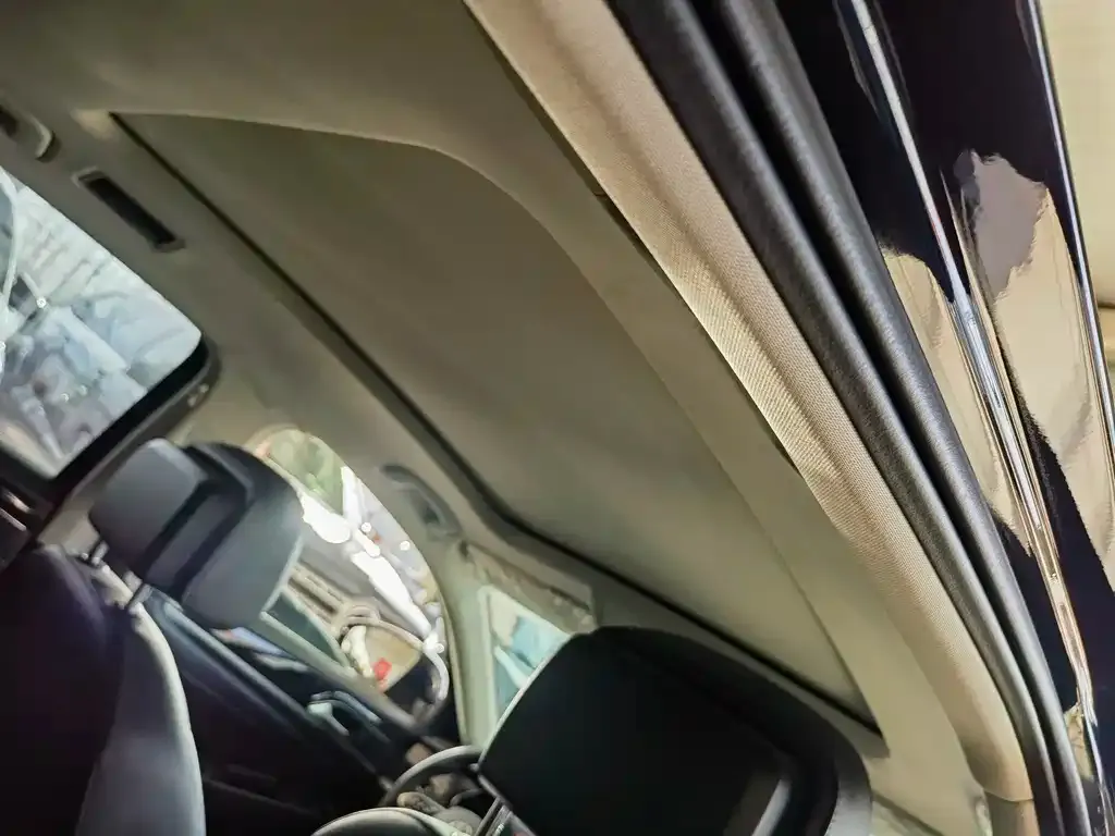 Volkswagen Passat 2023 из CN, фото 10
