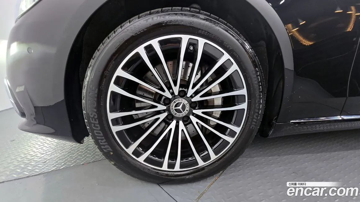 Mercedes-Benz S-Class 2024 из KR, фото 5