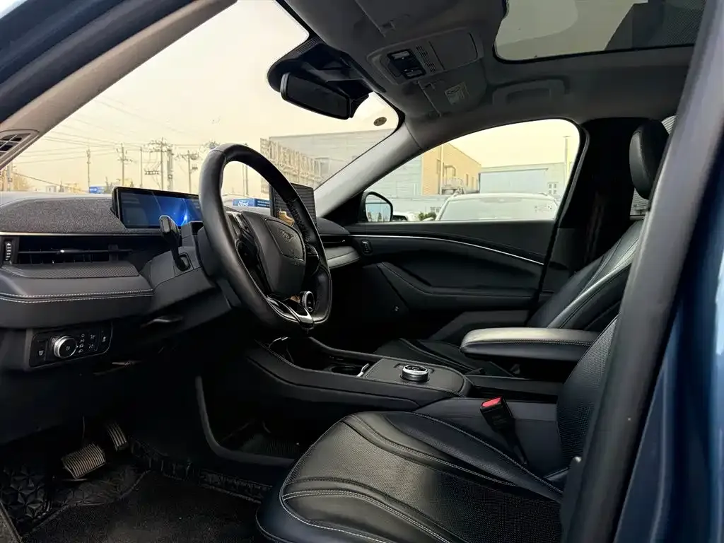 Ford Mustang Mach-E 2023 из CN, фото 7