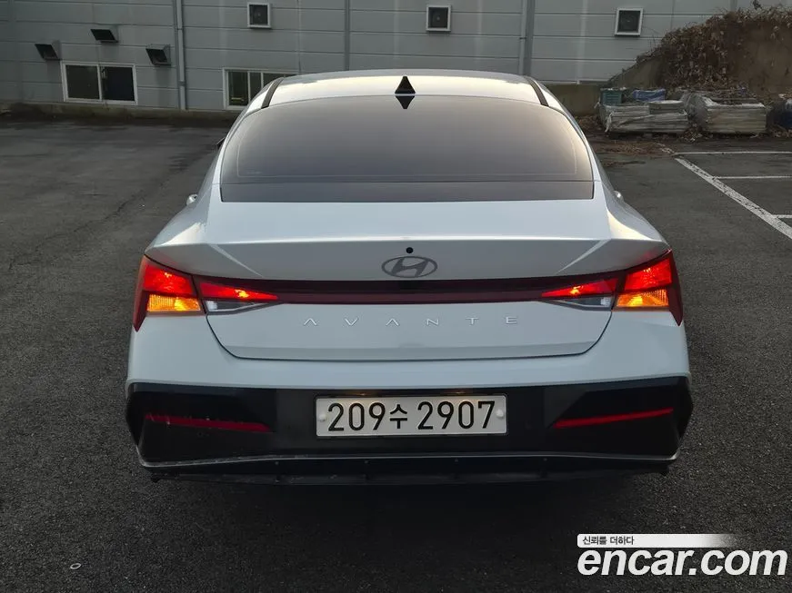 Hyundai AVANTE — фото 4