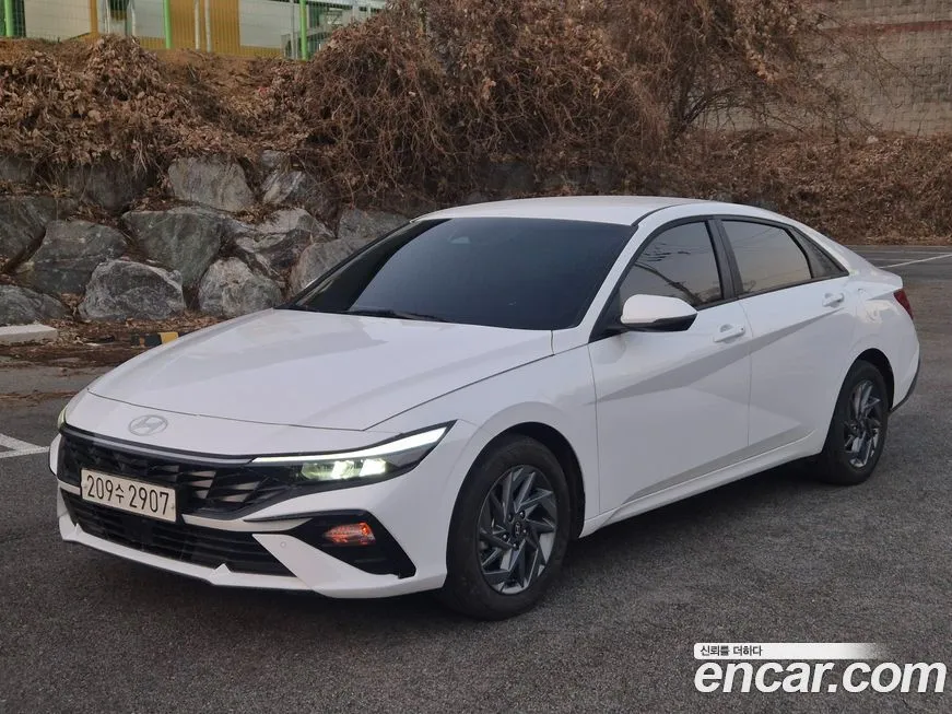 Hyundai AVANTE — фото 5