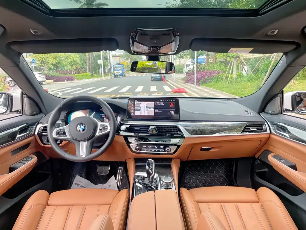 BMW 6 Series GT 2022 из CN, фото 5