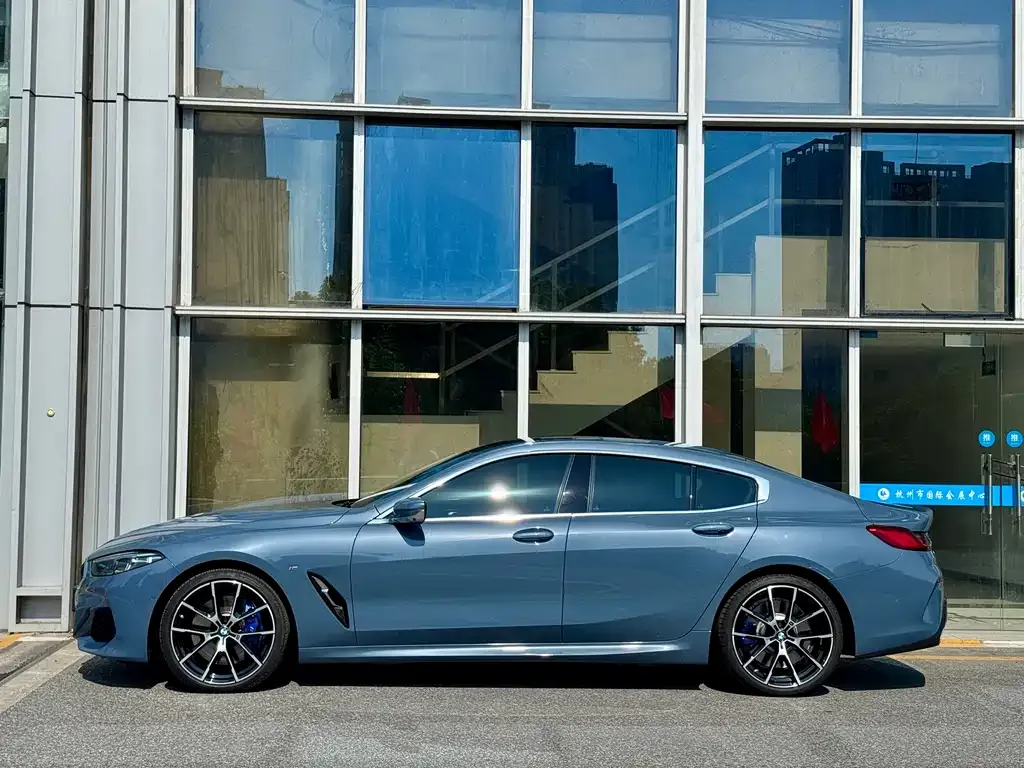 BMW 8 Series 2022 из CN, фото 3