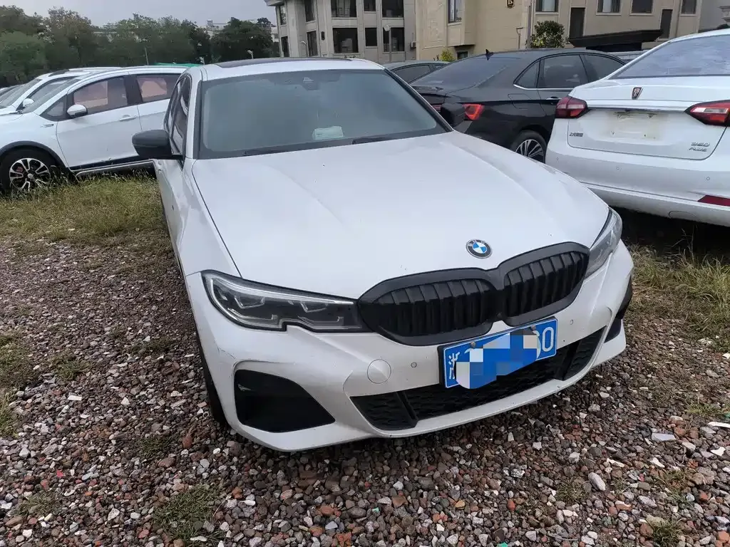 BMW 3 Series 2021 из CN, фото 1