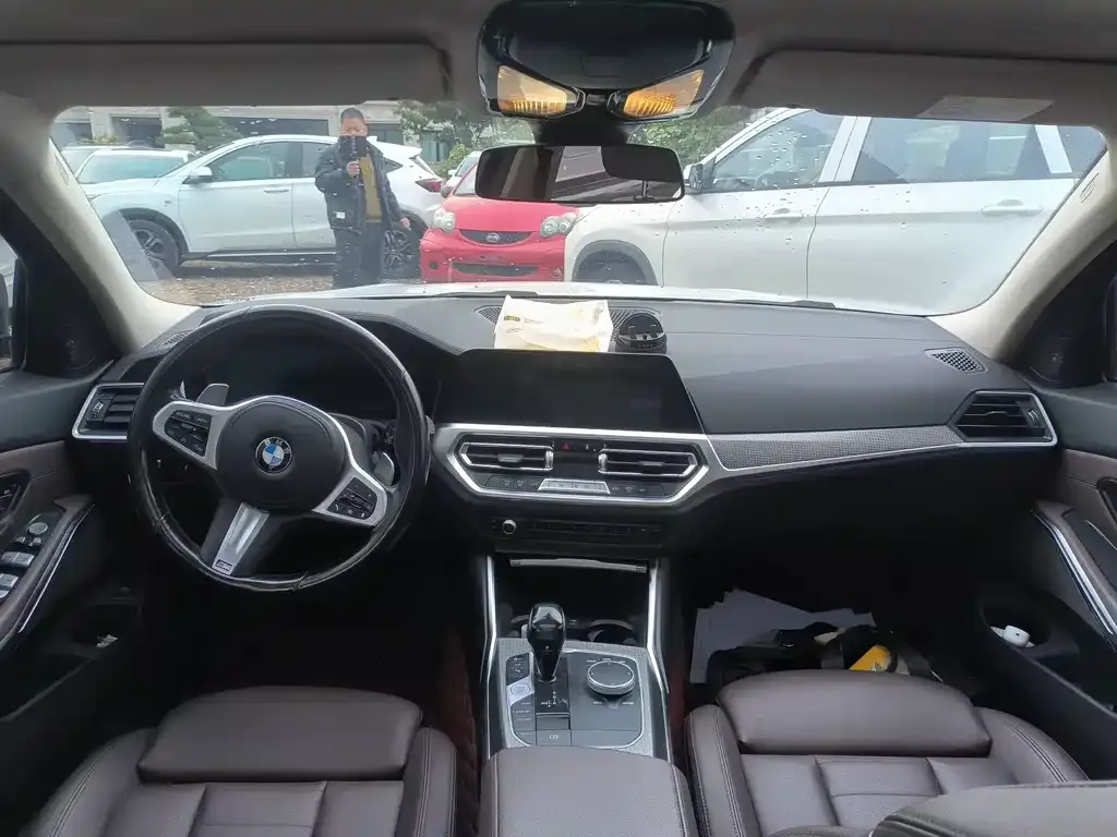 BMW 3 Series 2021 из CN, фото 4