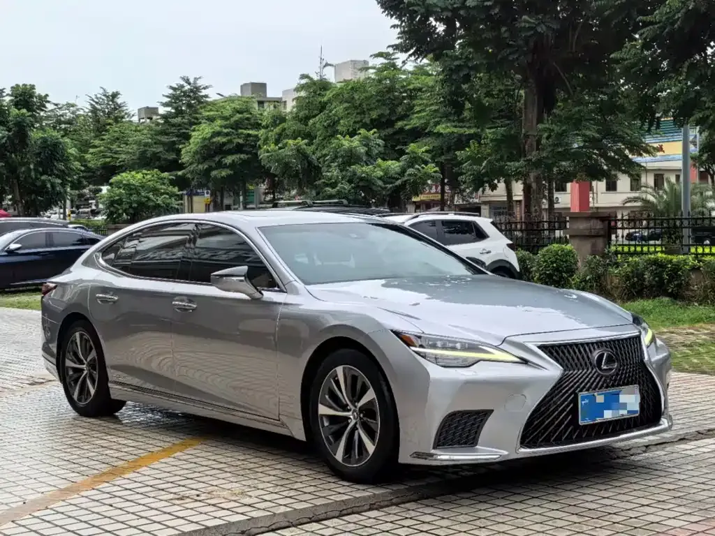 Lexus LS 2021 из CN, фото 3