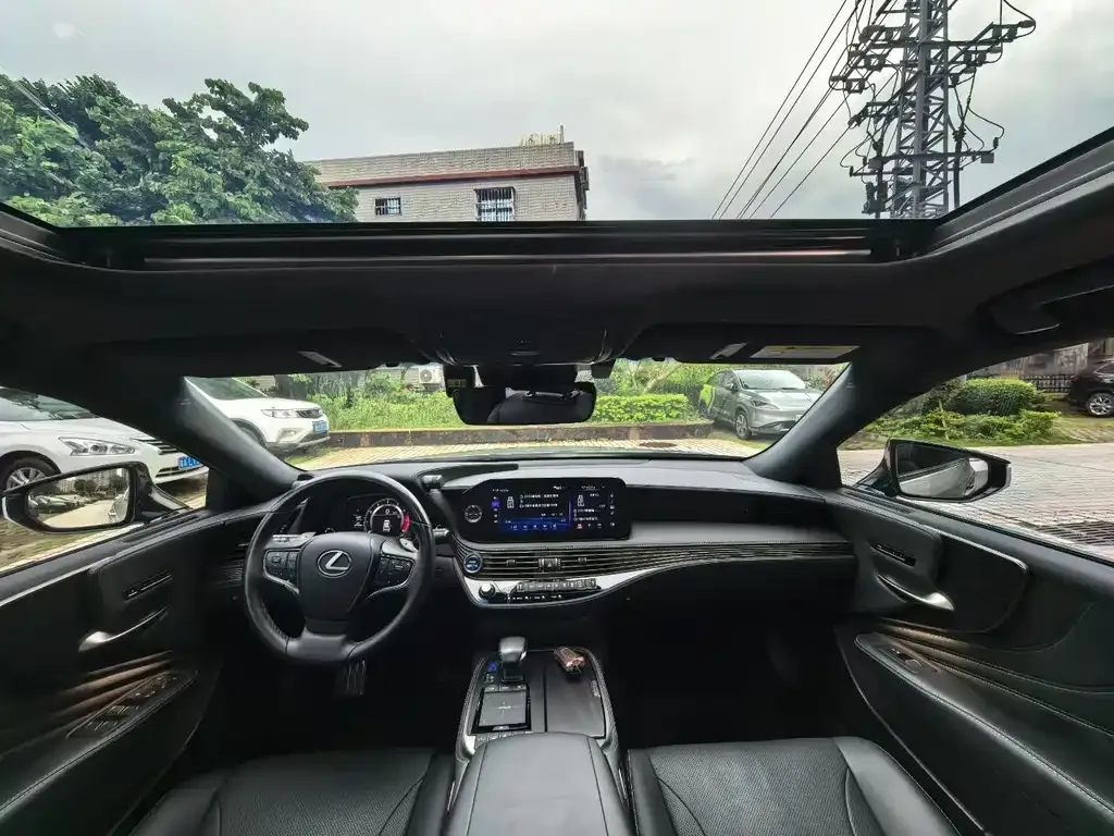 Lexus LS 2021 из CN, фото 8