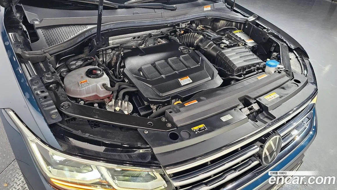 Volkswagen Tiguan — фото 6