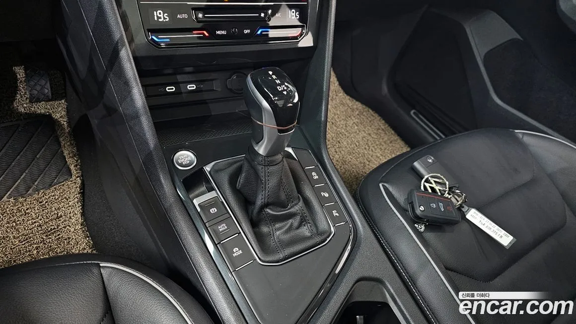 Volkswagen Tiguan — фото 9