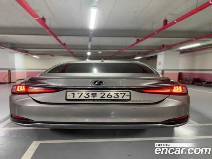 Lexus ES 2023 из KR, фото 2